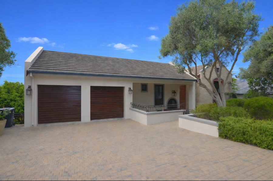 5 Bedroom Property for Sale in Kanonberg Western Cape